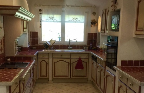 Villecroze Villa | Encantadora casa en una parcela totalmente vallada