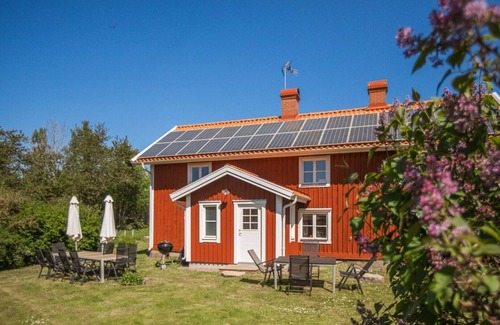 Johanneshov Casa | Charming house with beach,jetty,sauna,boats 9 km from Gränna and Lake Vättern