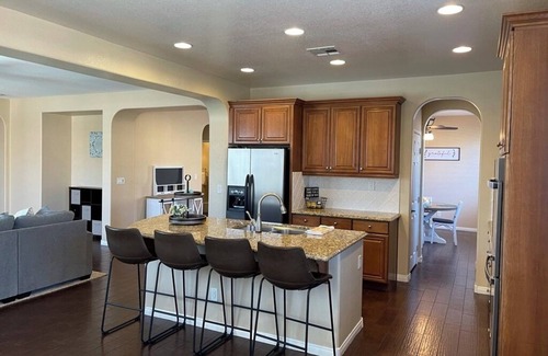 North Las Vegas Casa | Charming house with saltwater pool and hot tub