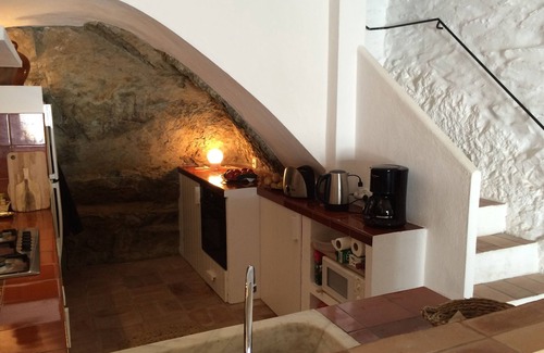 Cadaques Casa | Encantadora casa, centro del pueblo, cerca de la playa, con terraza y hermosa vista.