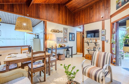 Barra Velha Apartamento | Charming House With BBQ by the sea Mon0099