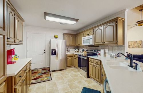 Conway Casa | Charming House with Cozy Fireplace, Patio, and Washer & Dryer