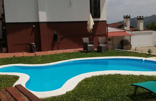 Ponteareas Casa | "Charming house with fireplace, private swimming pool and garden in Ponteareas, Galicia"