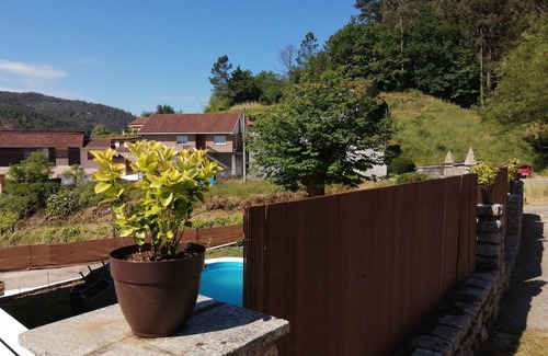 Ponteareas Casa | "Charming house with fireplace, private swimming pool and garden in Ponteareas, Galicia"