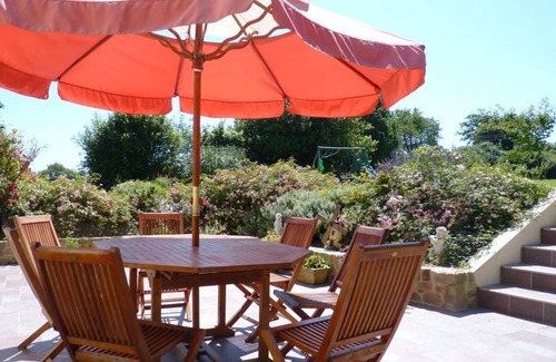 Rauville-la-Bigot Cabaña | Casa con encanto con chimenea, jardín y Wi-Fi