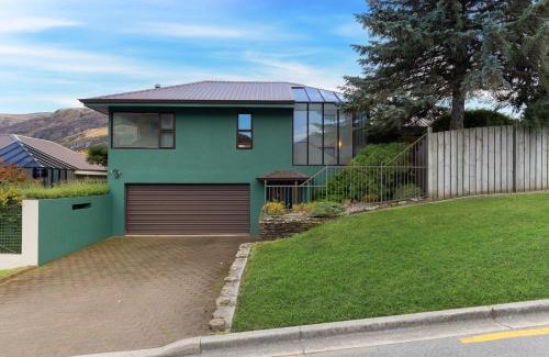 Frankton Casa | Charming house with lovely views
