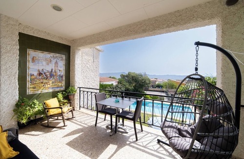 Catadau Villa | Encantadora casa con pista de tenis y piscina