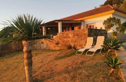 Bolonia Casa | Charming house with sea and mountain views in El Chaparral