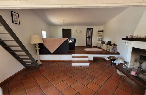 Bedarieux Otro | Charming house with swimmingpool and large private garden.