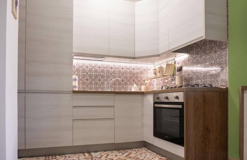 Margherita di Savoia Apartamento | Charming Margherita di Savoia Apartment with Sea Views