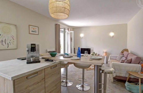 Riorges Cabaña | Gîte confortable avec jardin, 2 chambres, équipements modernes, parking sécurisé - Riorges, Roannais