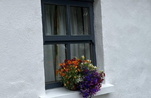Killarney Casa | #Charming Killarney Cottage