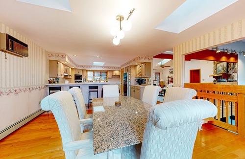 Blakeslee Casa | Charming lakefront home with fireplace, beach access & pool table - near skiing