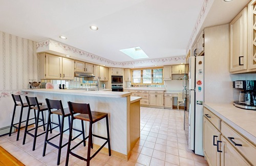 Blakeslee Casa | Charming lakefront home with fireplace, beach access & pool table - near skiing