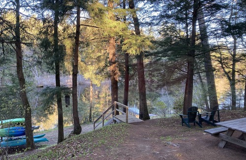 Center Harbor Cabaña | Charming Lakeside Cottage