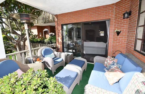 South Redondo Condominio | Charming large 3-bedroom condo in lovely Redondo Beach