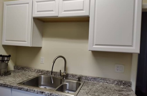 Berlin Casa | Charming, Large Cozy 1-bedroom house in fabulous Berlin with WiFi, near Hartford