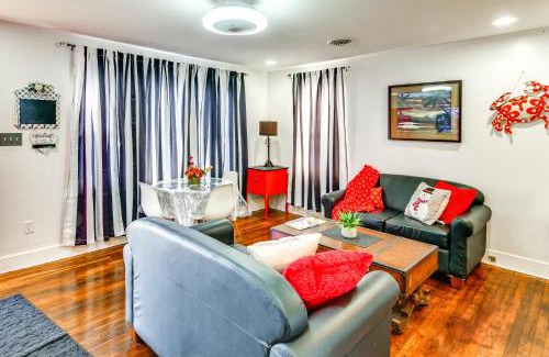 Laurel Casa | Charming Laurel Home with Gazebo and Fireplace!