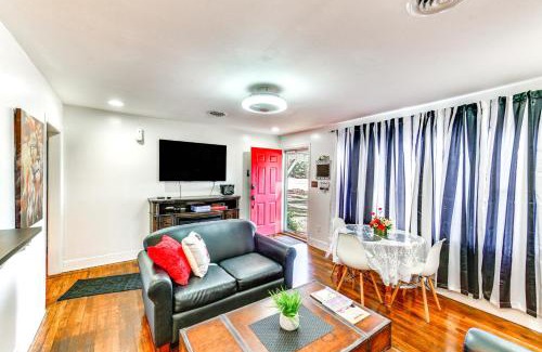 Laurel Casa | Charming Laurel Home with Gazebo and Fireplace!