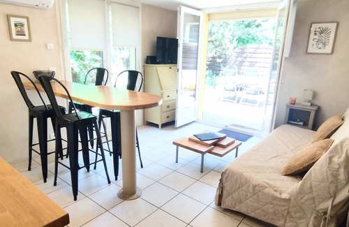 La Faviere Casa | Apartamento independiente con jardín, a 5 minutos de la playa de Bormes les Mimosas.