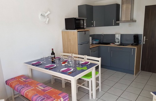 Saint-Cyprien Plage Villa | Una bonita y pequeña villa tt confort de 3 *, / piscina, parque infantil, 250m playa