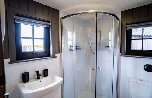 Limavady Cabina | Charming Lodge in Limavady