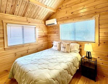 Marion Casa | Charming Log Cabin with Loft on Lake James- Private Resort Amenities