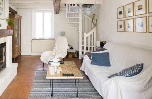 Gournay-sur-Aronde Casa | Longère con encanto con jardín a 1 hora de París.