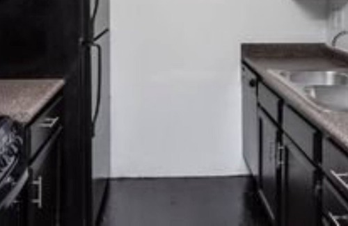 Poncey-Highland Apartamento | Charming Long Term 1 Bed 1 Bath in a Great Location on Beltline