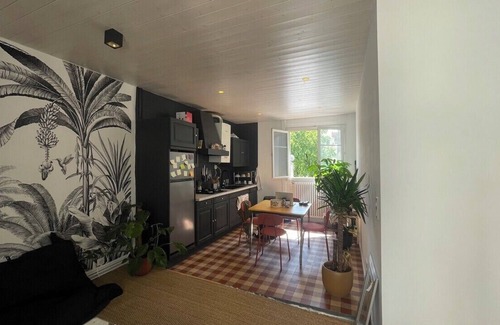 Decre-Cathedrale Apartamento | Charming love nest in the heart of Nantes