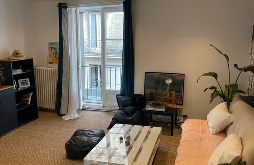 Decre-Cathedrale Apartamento | Charming love nest in the heart of Nantes