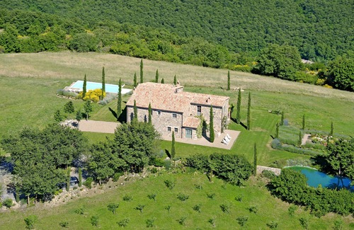 Il Poggio Villa | Encantadora y lujosa villa campestre, interiores de diseño, piscina climatizada, excelentes vistas.