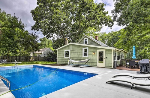 Madison Cabaña | Charming Madison Retreat ~ 3 Mi to Beaches!
