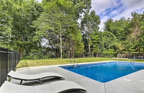 Madison Cabaña | Charming Madison Retreat ~ 3 Mi to Beaches!