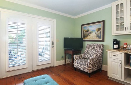 Wilmington Historic District Condominio | Charming Masonboro Suite- Downtown Wilmington