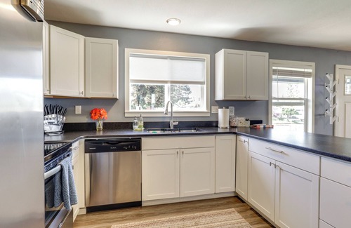 McMinnville Casa | Charming McMinnville Home - Walk to Wineries!
