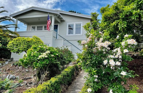 Almonte Casa | Charming Mill Valley Craftsman!