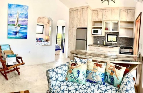 San Pedro Casa | Charming Modern Beach Villa with 360 Island views & easy resort access
