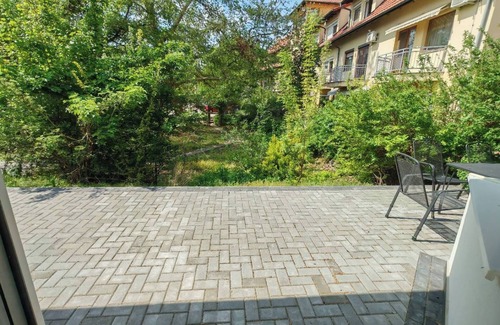 Kecskemet Apartamento | Encantador estudio moderno amueblado en un tranquilo barrio de Kecskemét