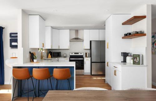 West Oak Hill Casa | Charming Modern Retreat in the Heart of Austin