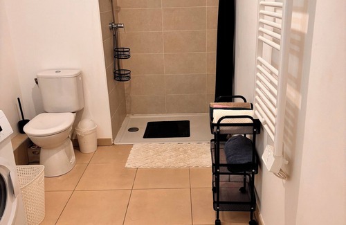 Estanove Apartamento | Charming modern T2 with secure parking - Near Montpellier city center