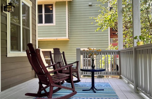 Huston - Courtland Apartamento | Charming Montford FIVE ★ — Comfortable & Quiet — WALK Downtown