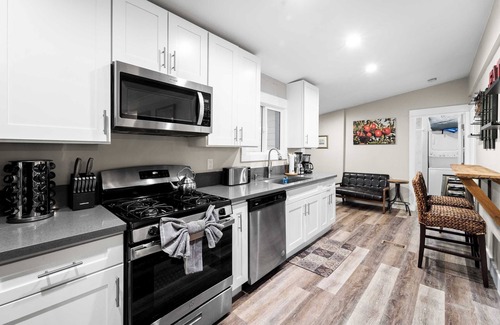 Julian Casa | One Block off Main Street! 4BR + Hot Tub +Fire Pit