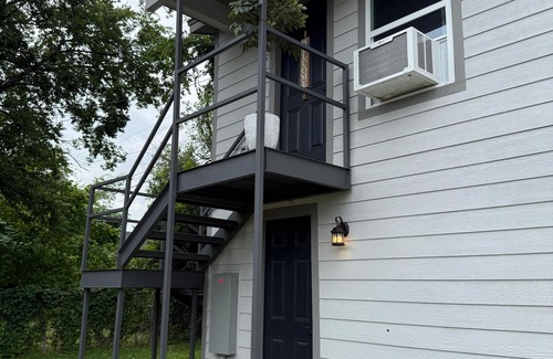 Fort Worth Casa | Charming new 1-bedroom house in nice Fort Worth