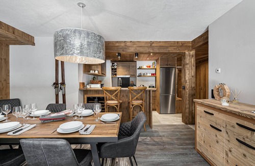Le Praz Apartamento | Apartamento encantador cerca de las pistas con terraza y garaje