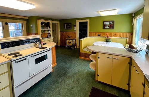 Ashland Casa | Charming New England Family Home