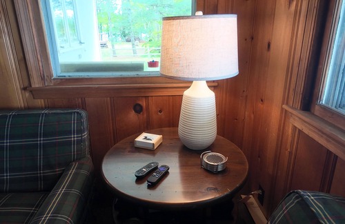 Strafford Cabaña | Charming New England 4bd Family Lake House w/ Yard, Patio, Docks and Views