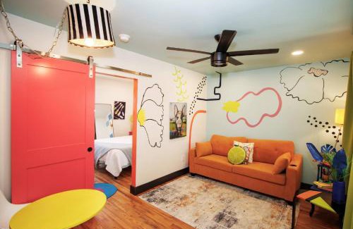 Governmental Mall Casa | Charming NEW Retreat, Prime Location Mins to DT & PHX Airport