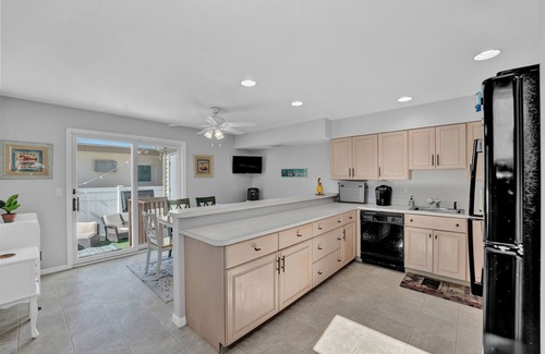 Wildwood Crest Casa | Charming newly renovated 4-bedroom home in Wildwood Crest 2 blocks to beach