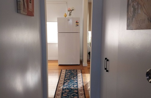 Corio Casa | Charming Nook: Romance Awaits, Pets Welcome!